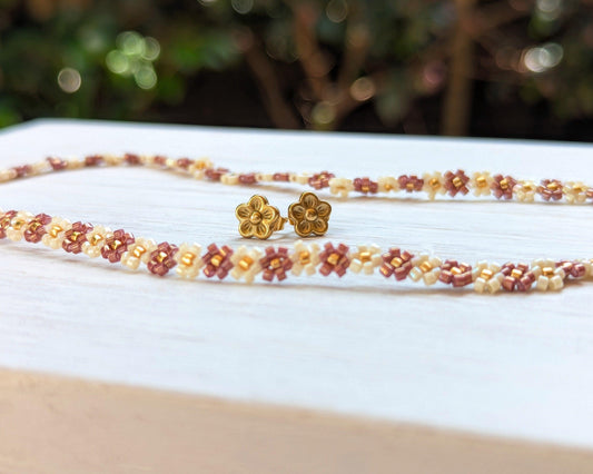 Flower Necklace - Love of Beads Jewelry 