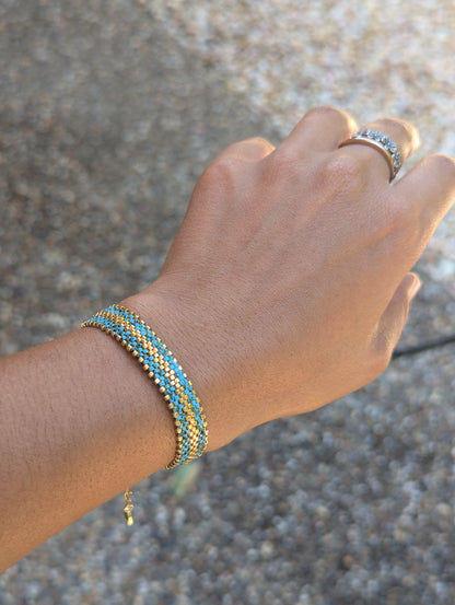 Laura Bracelet - Love of Beads Jewelry 